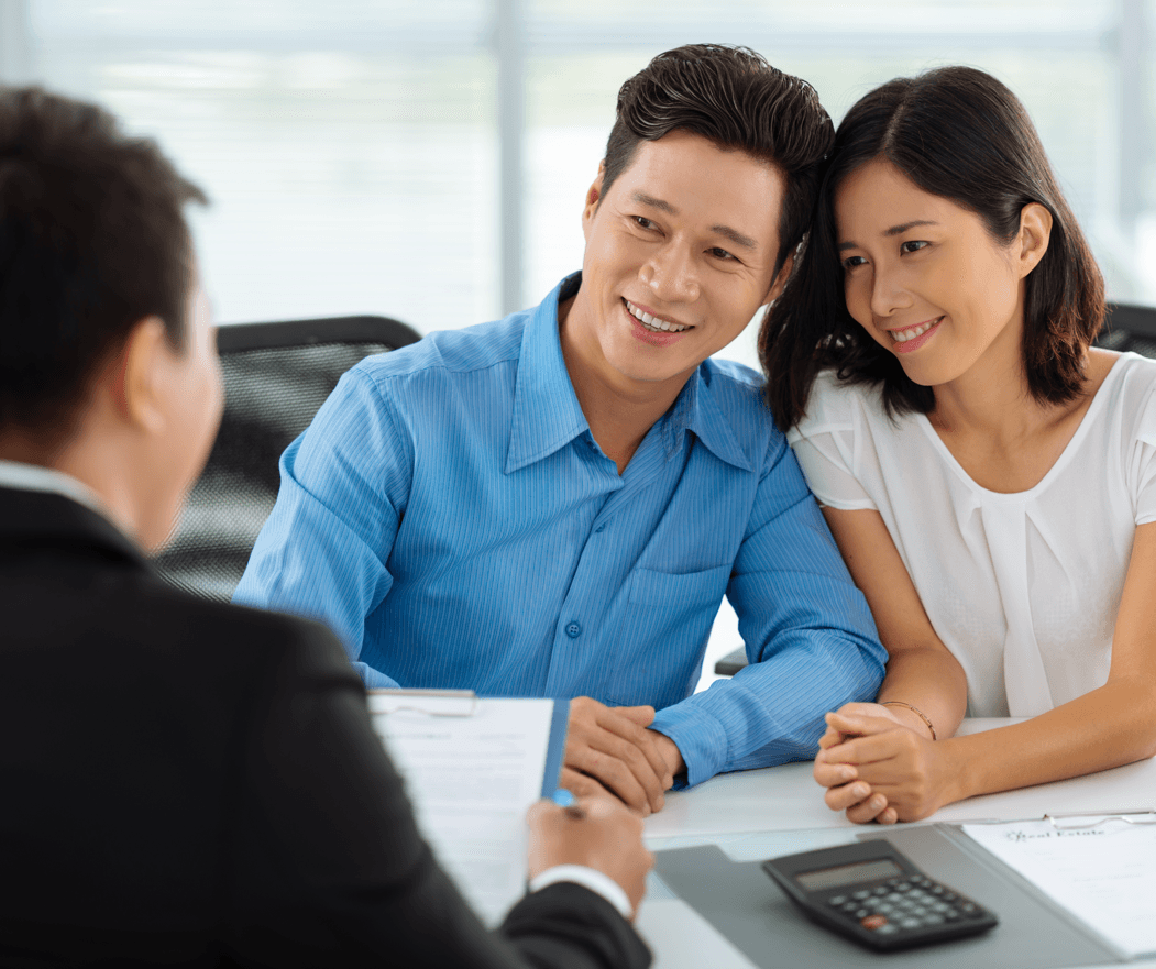 6 Good Reasons to Get Pre-Qualified Couple with Agent image