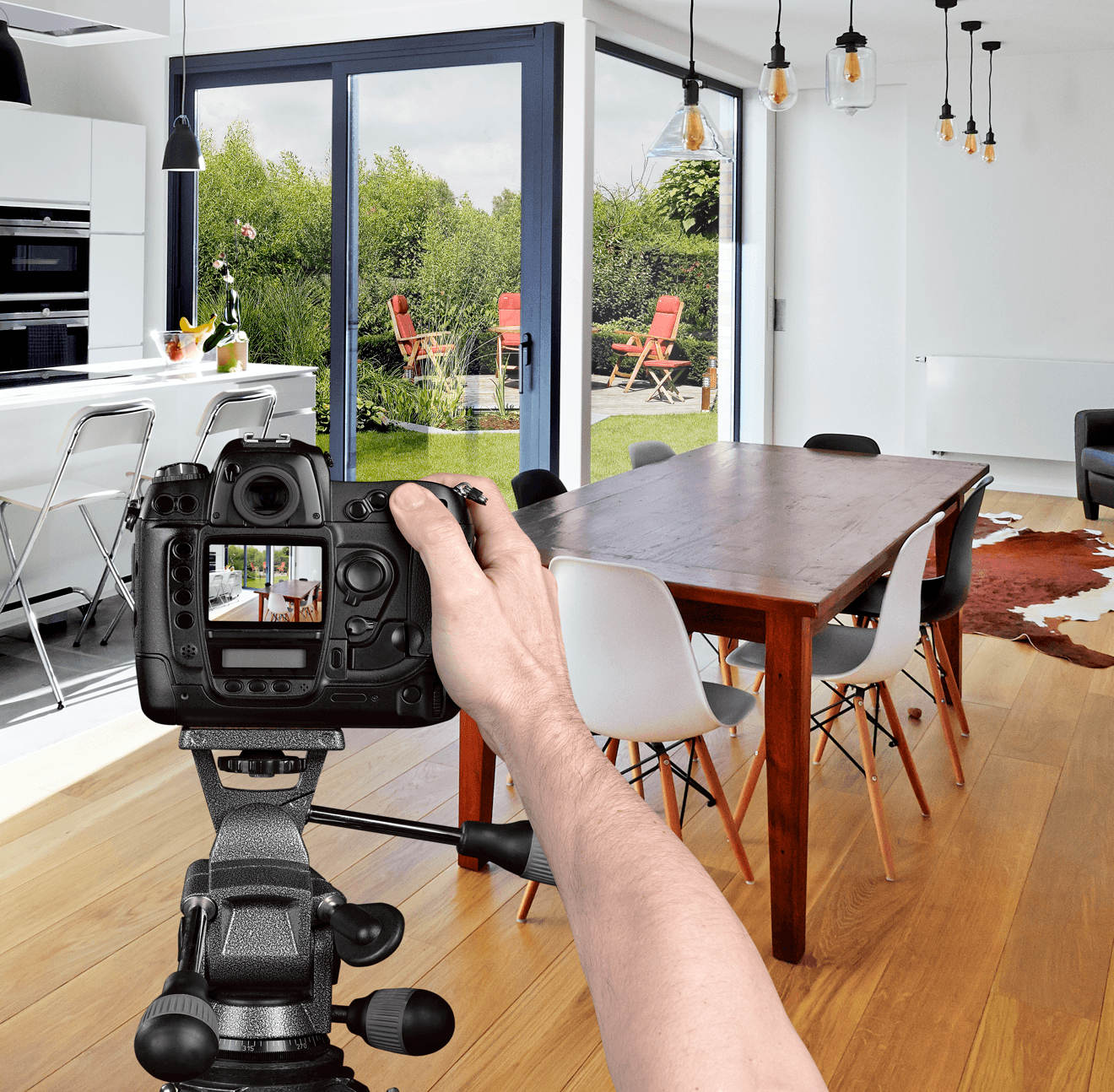 7 Ways To Stand Out In A Seller's Market Camera image